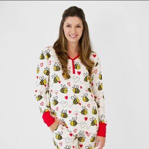 NWT Little Sleepies Bee Mine Pajamas Women’s Large Bee & Heart Print